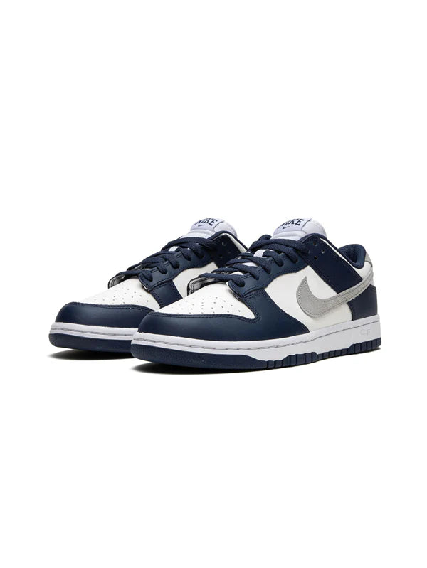 DUNK LOW "MIDNIGHT NAVY/LT SMOKE GREY"