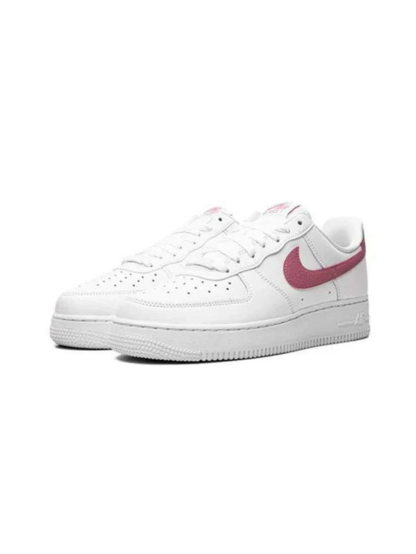 AIR FORCE 1'07 ESS TRINO
"DESERT BERRY"sss