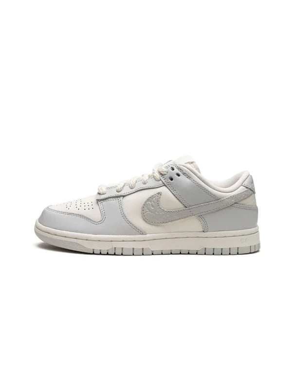 DUNK LOW "NEEDLEWORK”