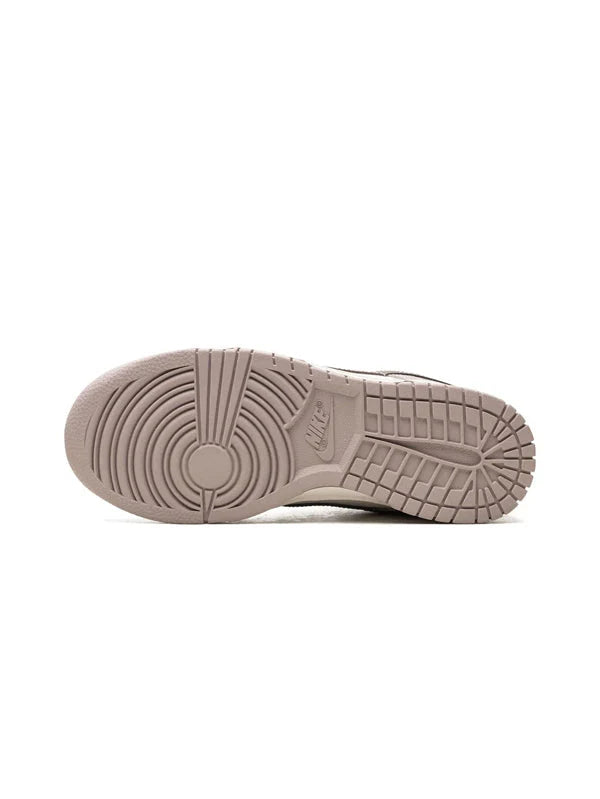 NIKE DUNK LOW "DIFFUSED TAUPE"